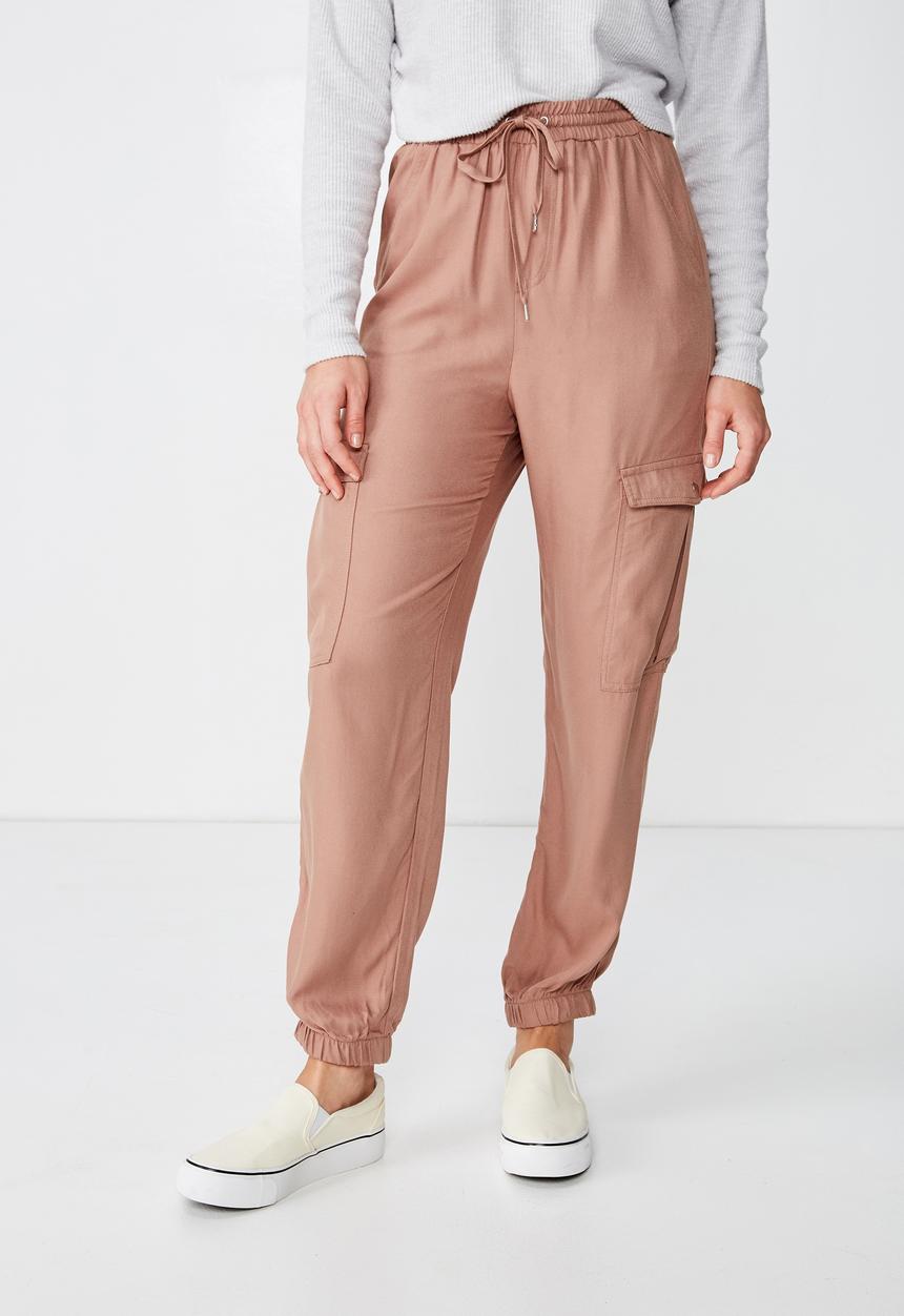 Cotton On - Cerrie drapey utility pants - brown