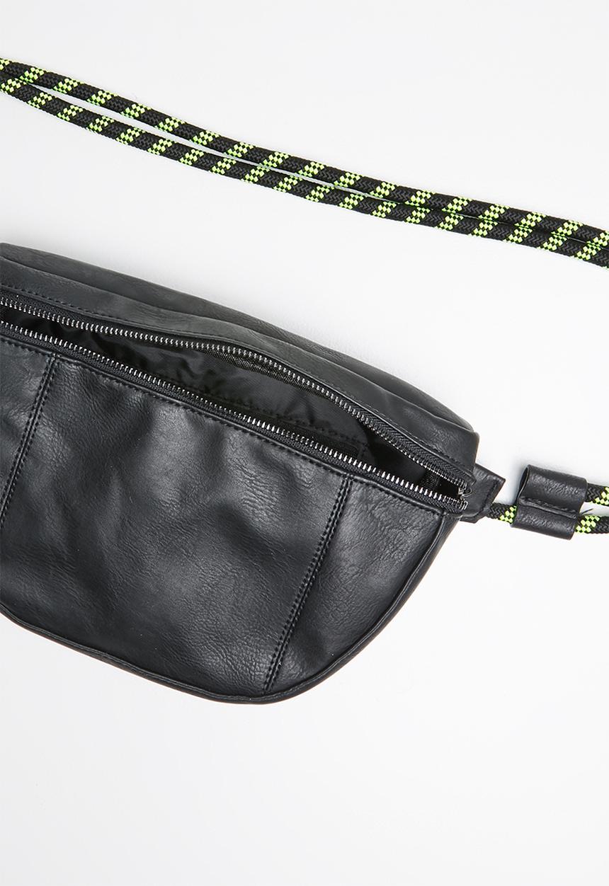 Superbalist - Zane waist bag - black