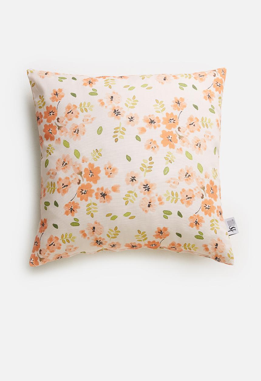 Sixth Floor - Lela cushion cover - pink