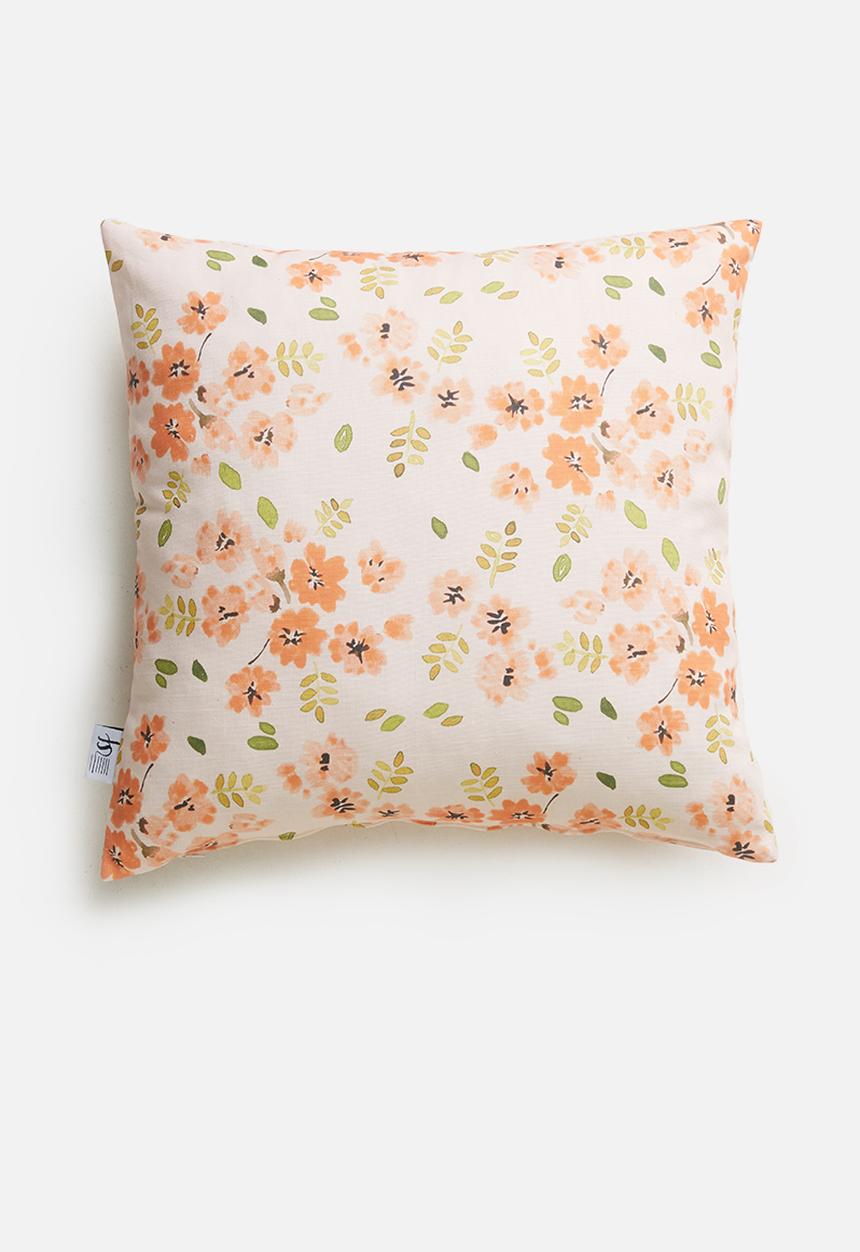 Sixth Floor - Lela cushion cover - pink