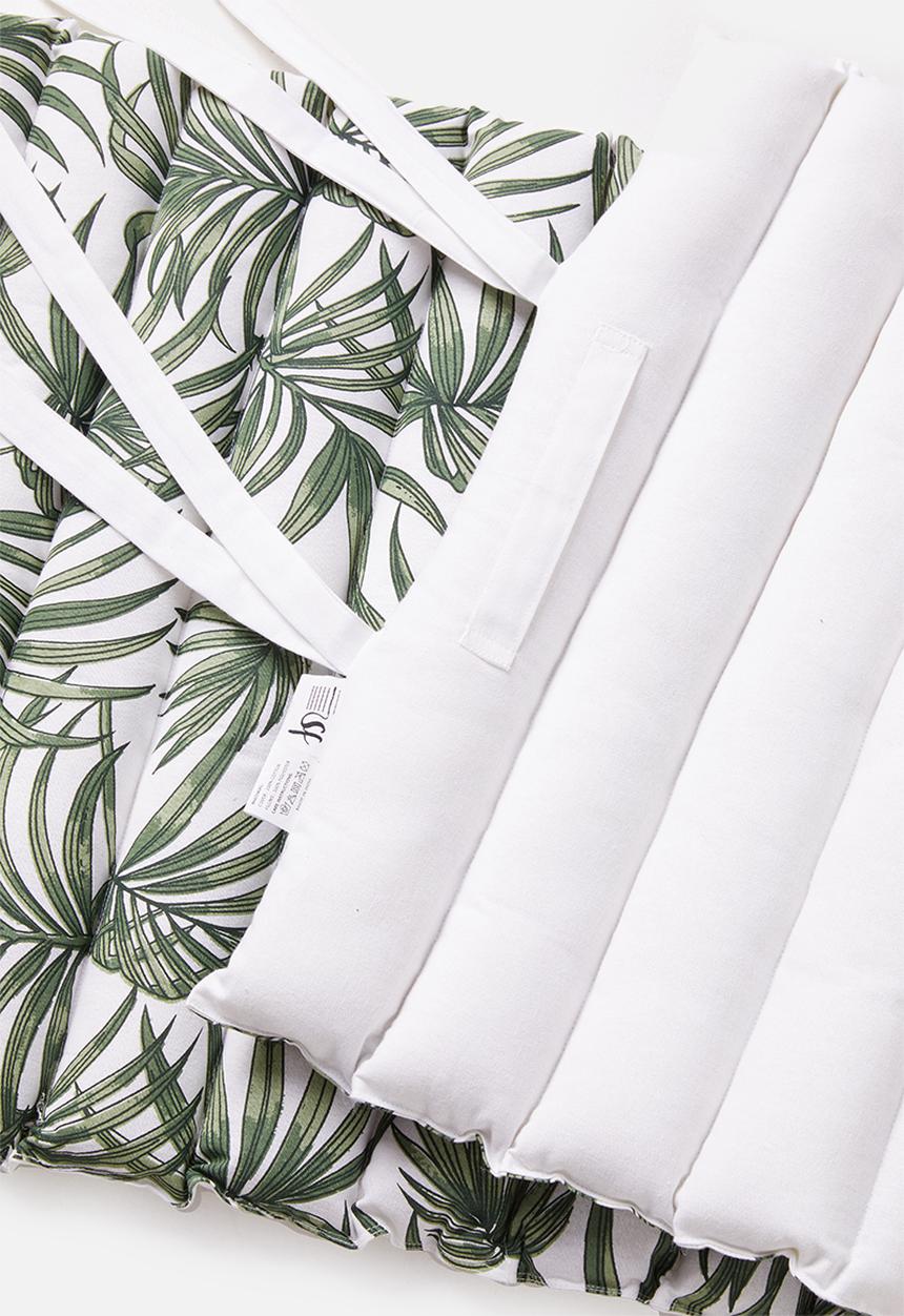 Sixth Floor - Bed roll - palm