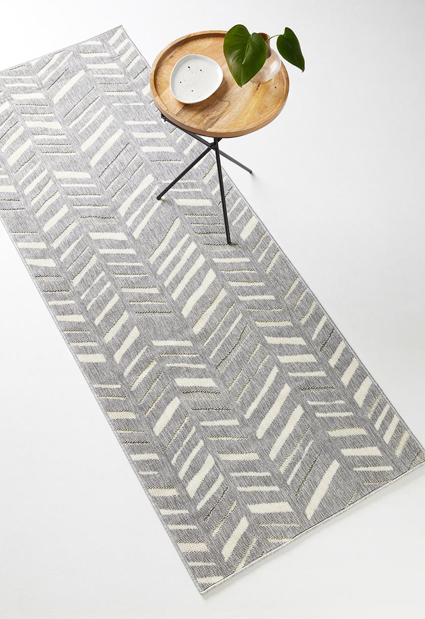 Hertex Haus - Smarticks runner - flint