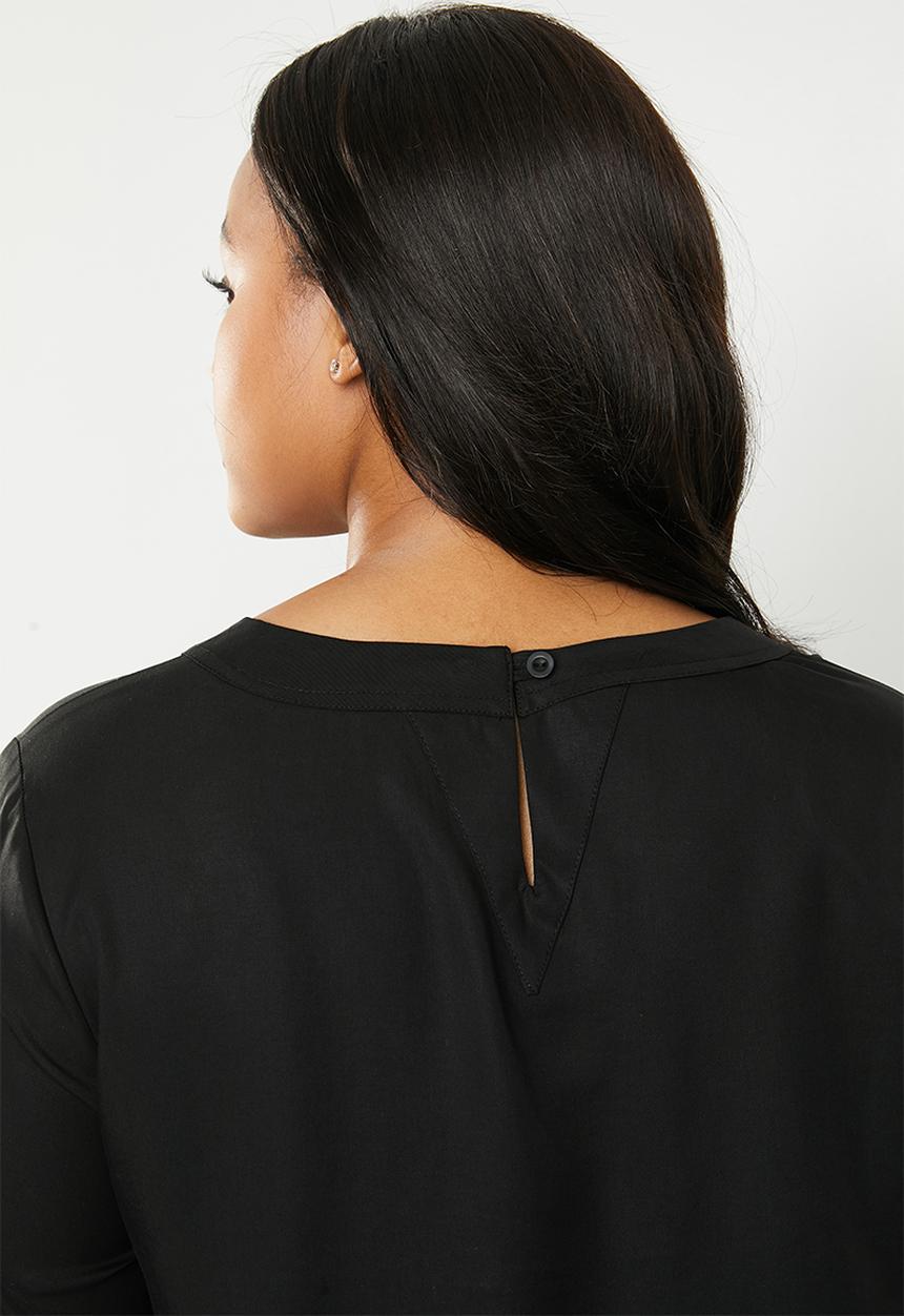 AMANDA LAIRD CHERRY - Plus size neo blouse - black