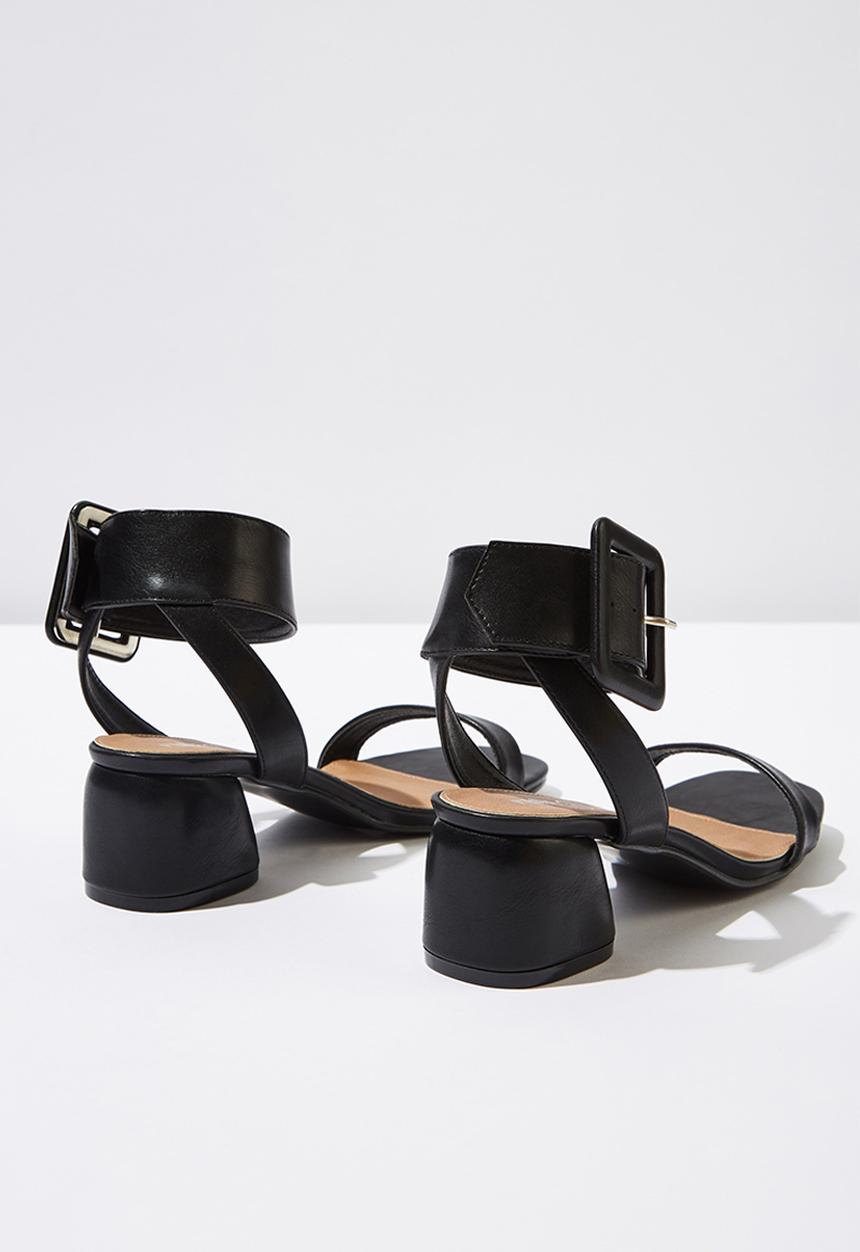 Cotton On - Belle buckle sandal - black smooth