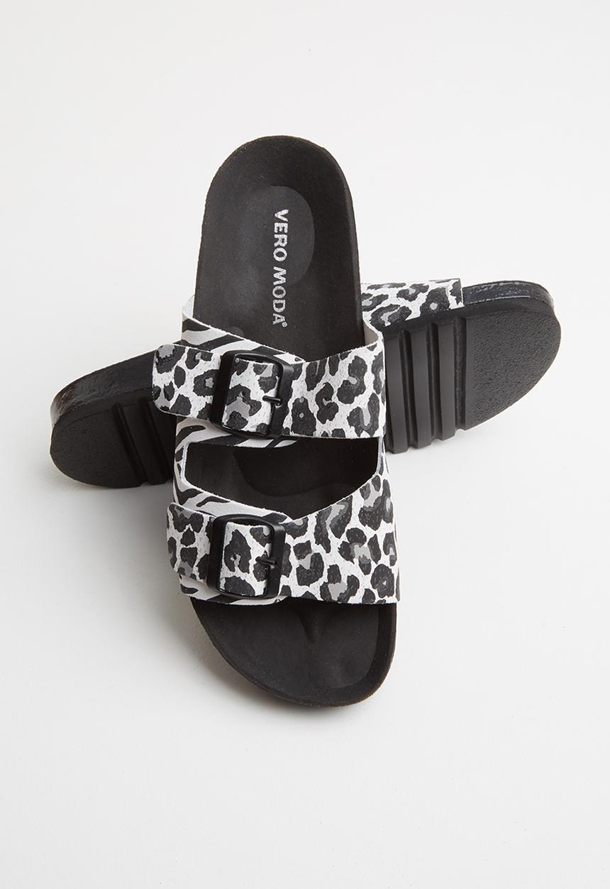 Vero Moda - Alda leather sandal - white & black 
