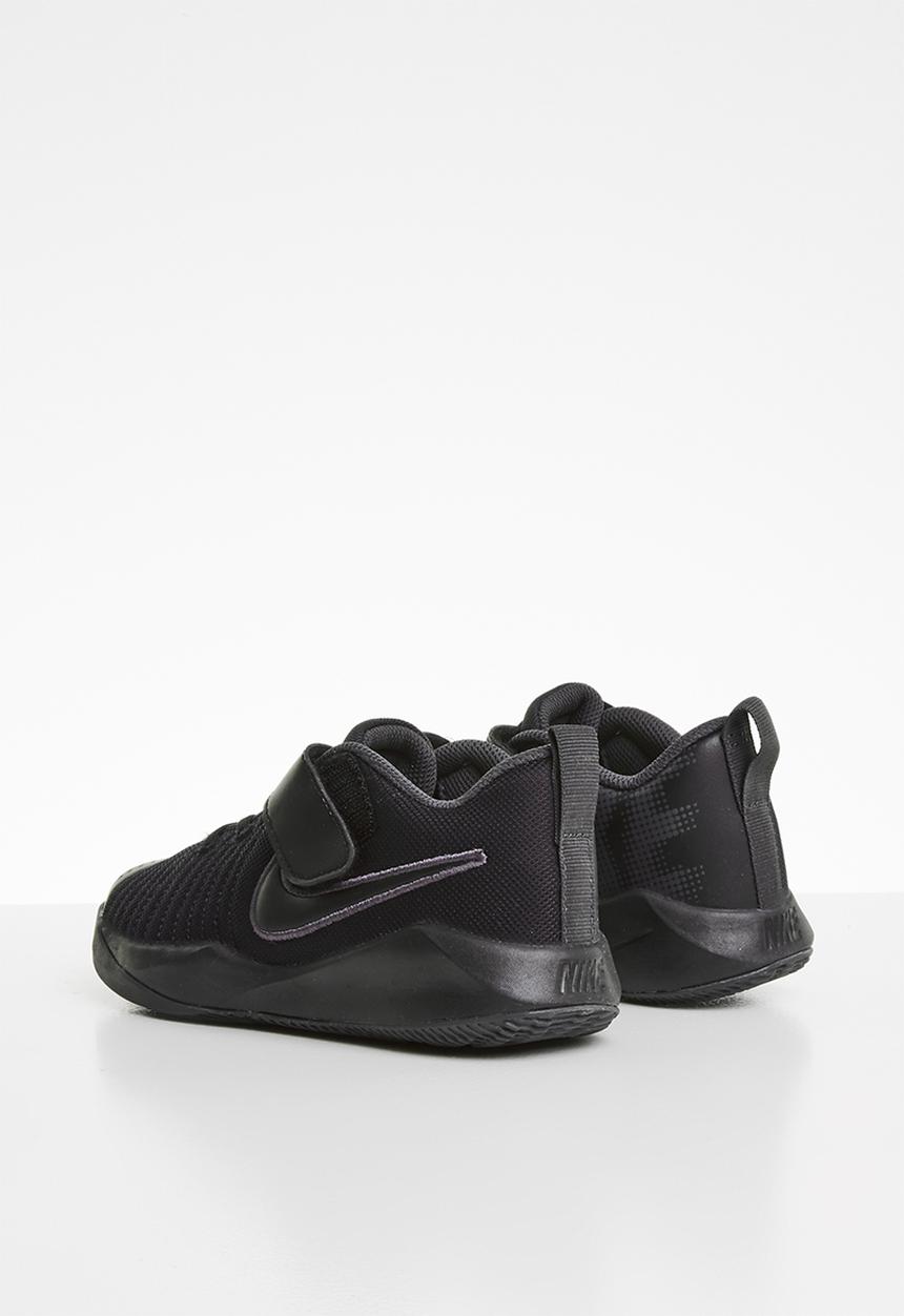 Nike - Team hustle quick 2 shoes - black