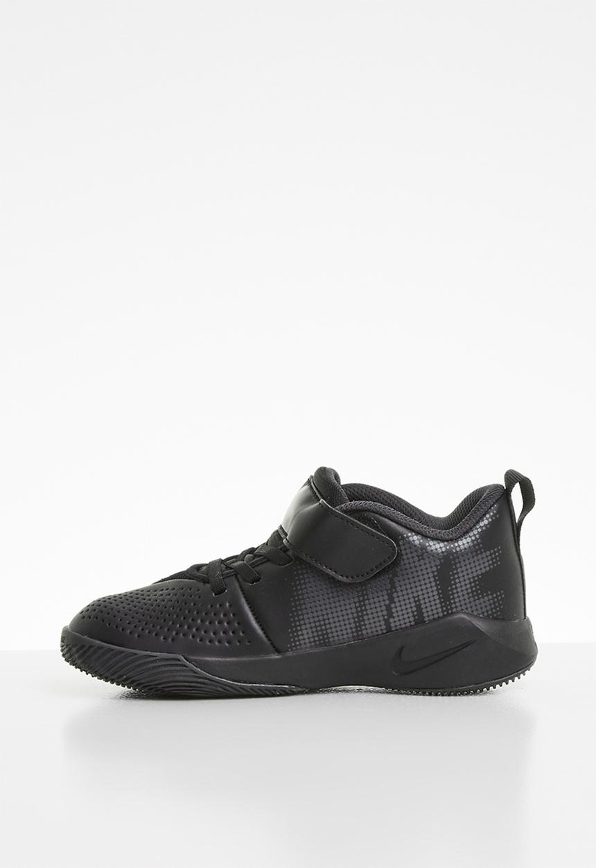 Nike - Team hustle quick 2 shoes - black