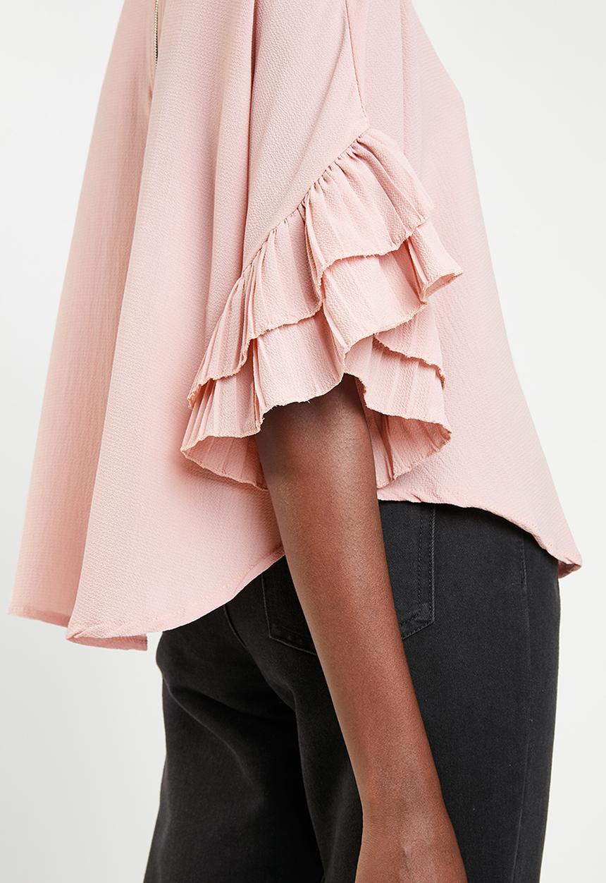 Revenge - Flutter sleeve blouse - pink