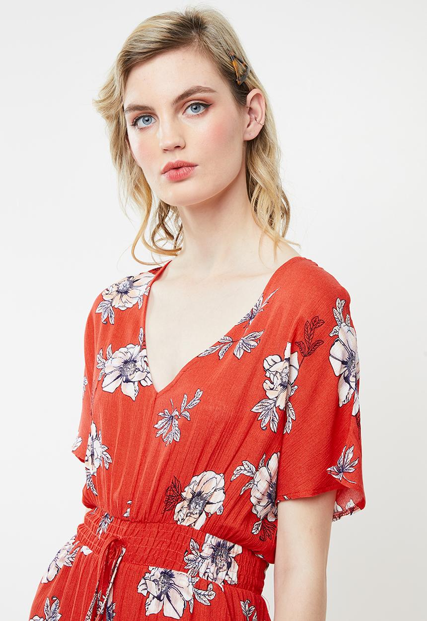 Revenge - V-neck tie waist floral dress - red