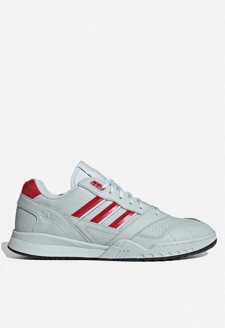 adidas Originals - A.R. trainer - blue tint s18/scarlet/ftwr white