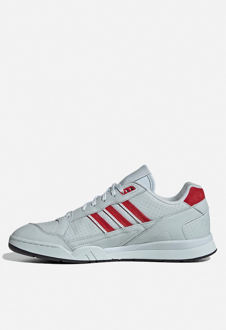 adidas Originals - A.R. trainer - blue tint s18/scarlet/ftwr white