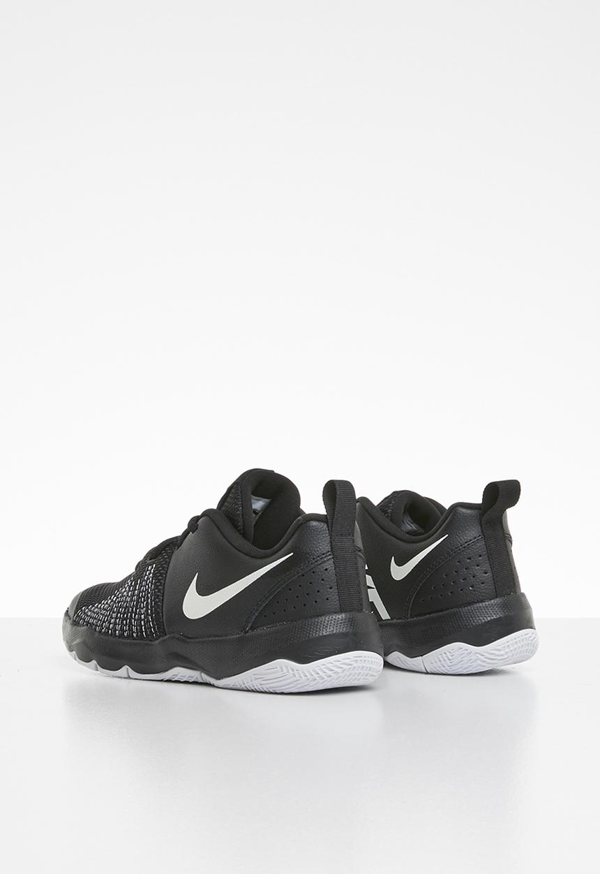 Nike - Nike team hustle quick sneaker - black