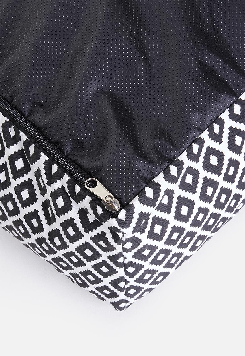 Sixth Floor - Outdoor floor cushion - black geo