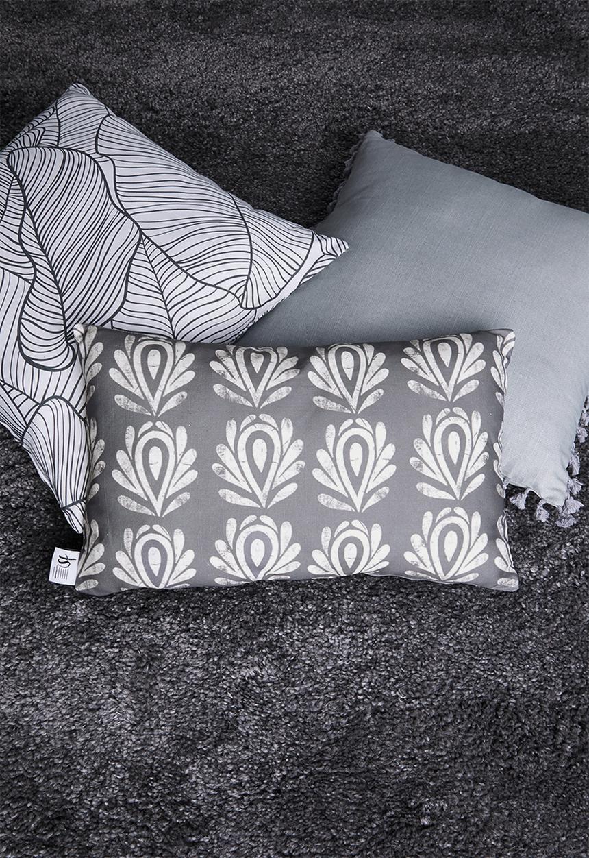 Sixth Floor - Teardrop cushion cover - black