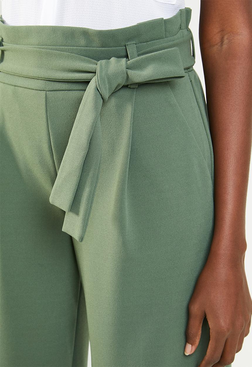 Jacqueline de Yong - Tailor wide culotte pant - green