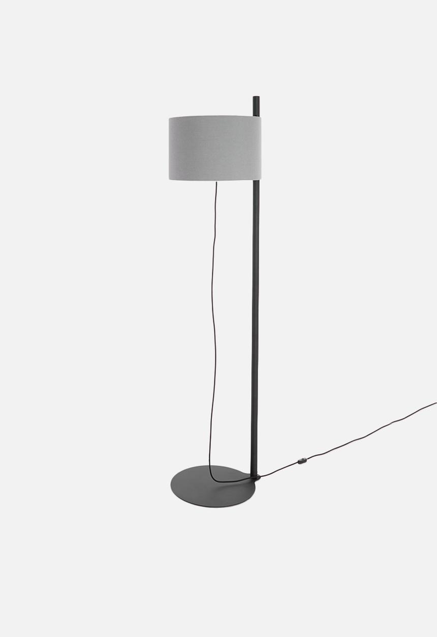 Emerging Creatives - Gravity standing lamp - black with grey shade