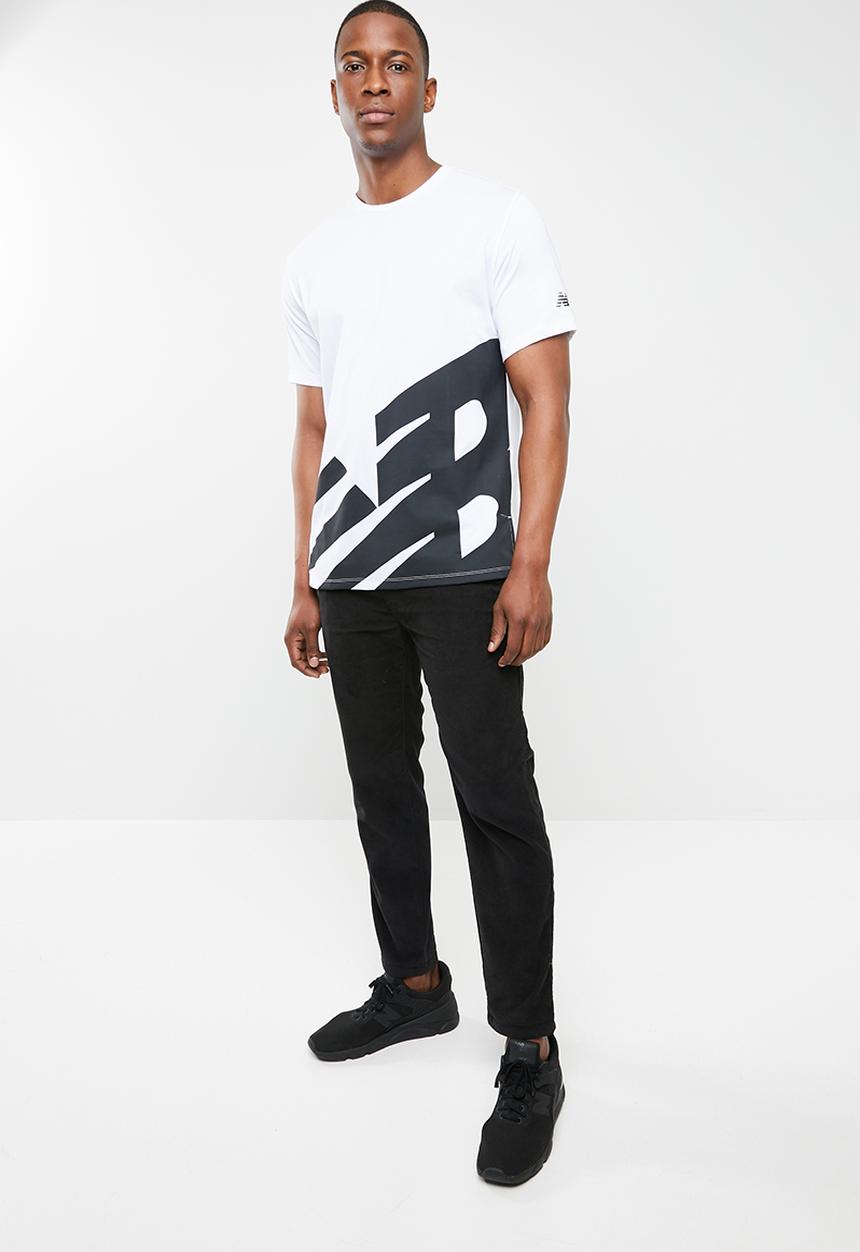 New Balance  - Rwt heather short sleeve print T-shirt - white