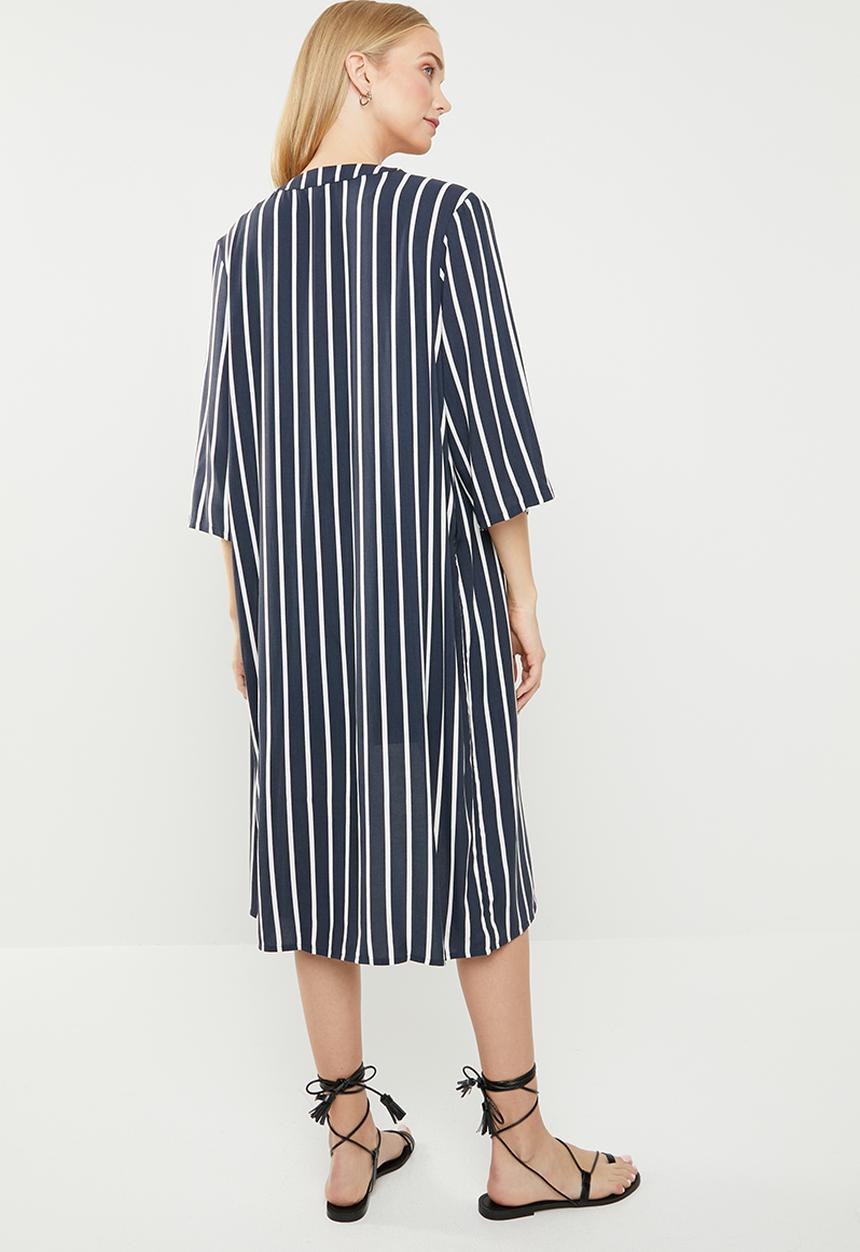 Jacqueline de Yong - Star 3/4 length kimono - blue & white