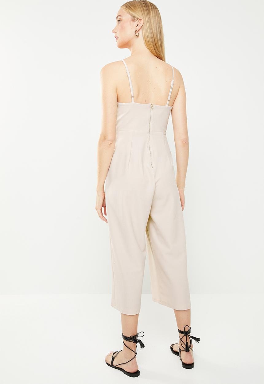 Revenge - Spaghetti strap jumpsuit with bow front - beige