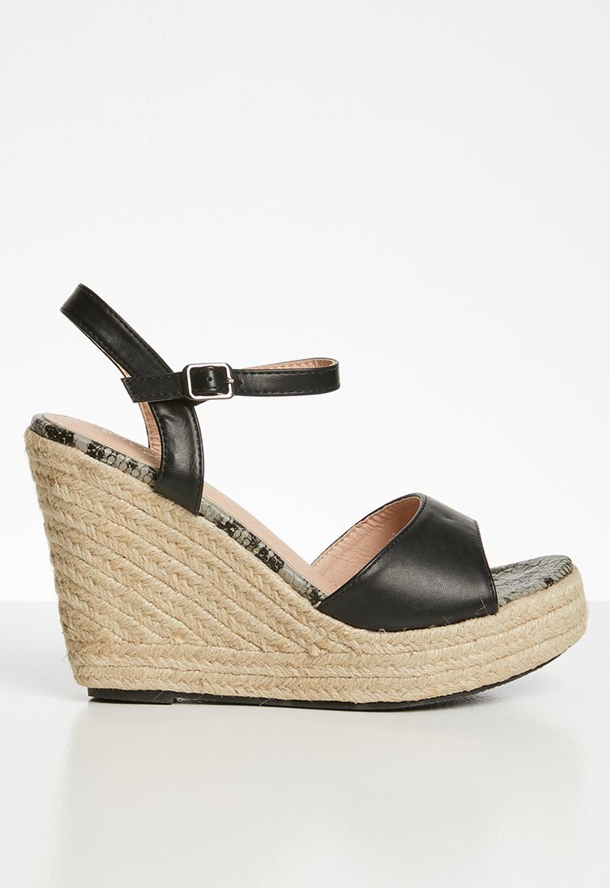 Miss Black - Faux leather wedge heel - black