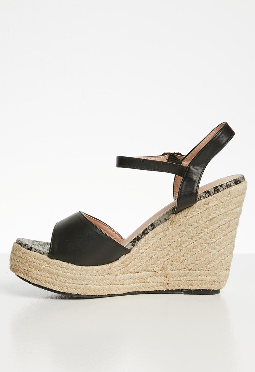 Miss Black - Faux leather wedge heel - black