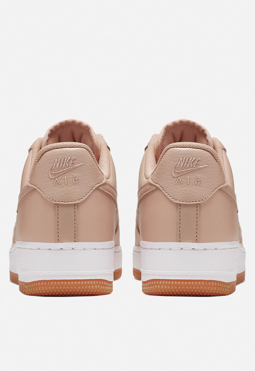 Nike - Air Force 1 '07 - bio beige-metallic silver