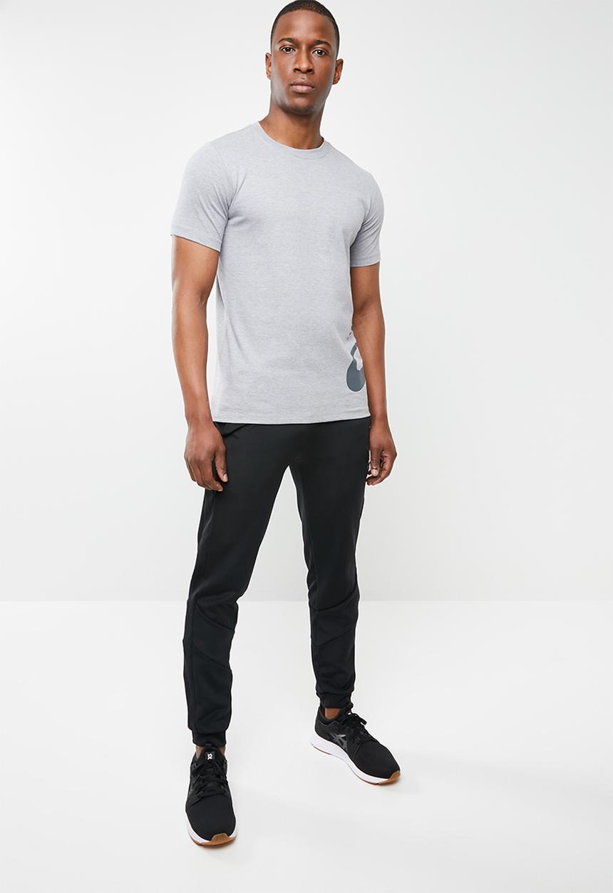 ASICS - Asics low big logo tee - grey