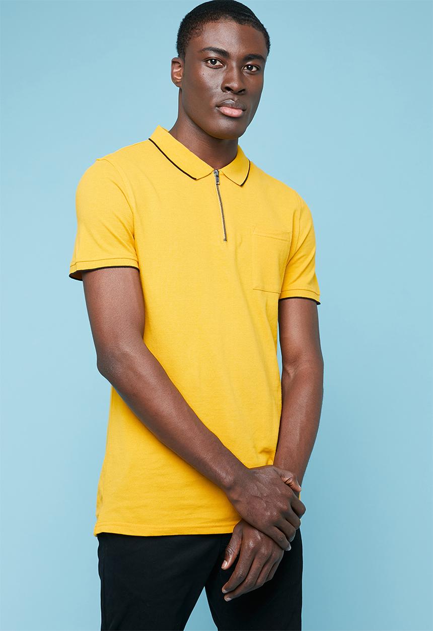 Superbalist - Pique slim fit zip golfer - yellow