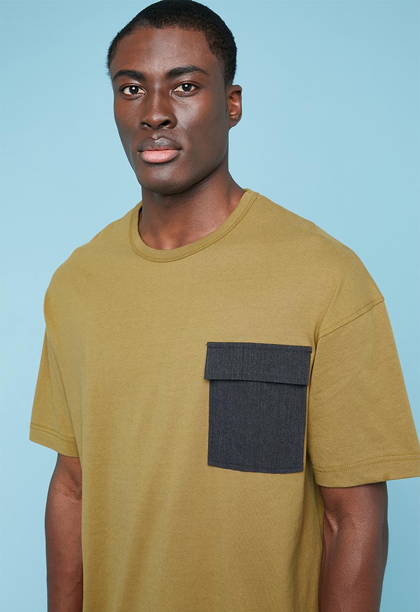 Superbalist - Utility pocket loose fit tee - khaki