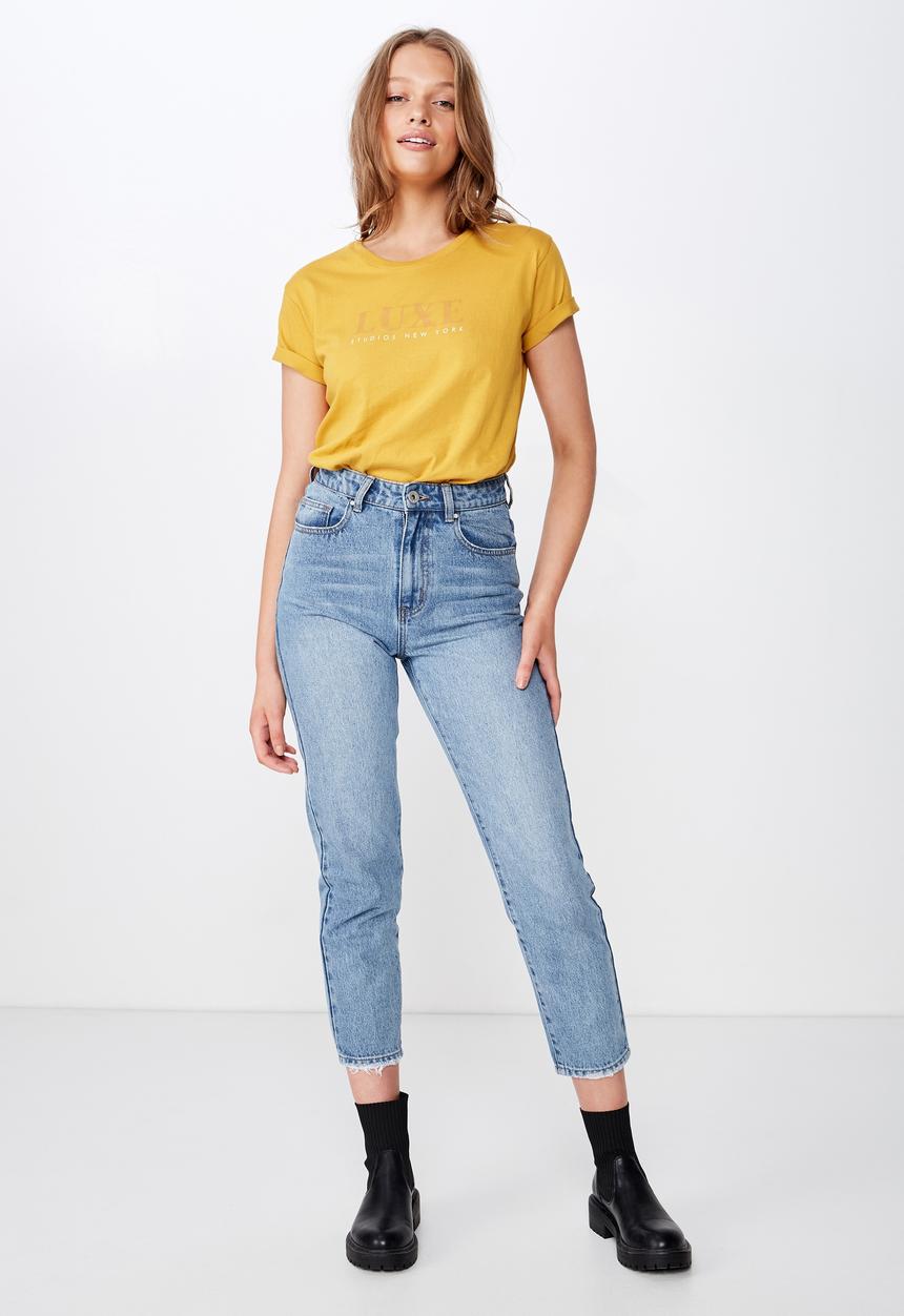Cotton On - Classic slogan T-shirt luxe studio - yellow 