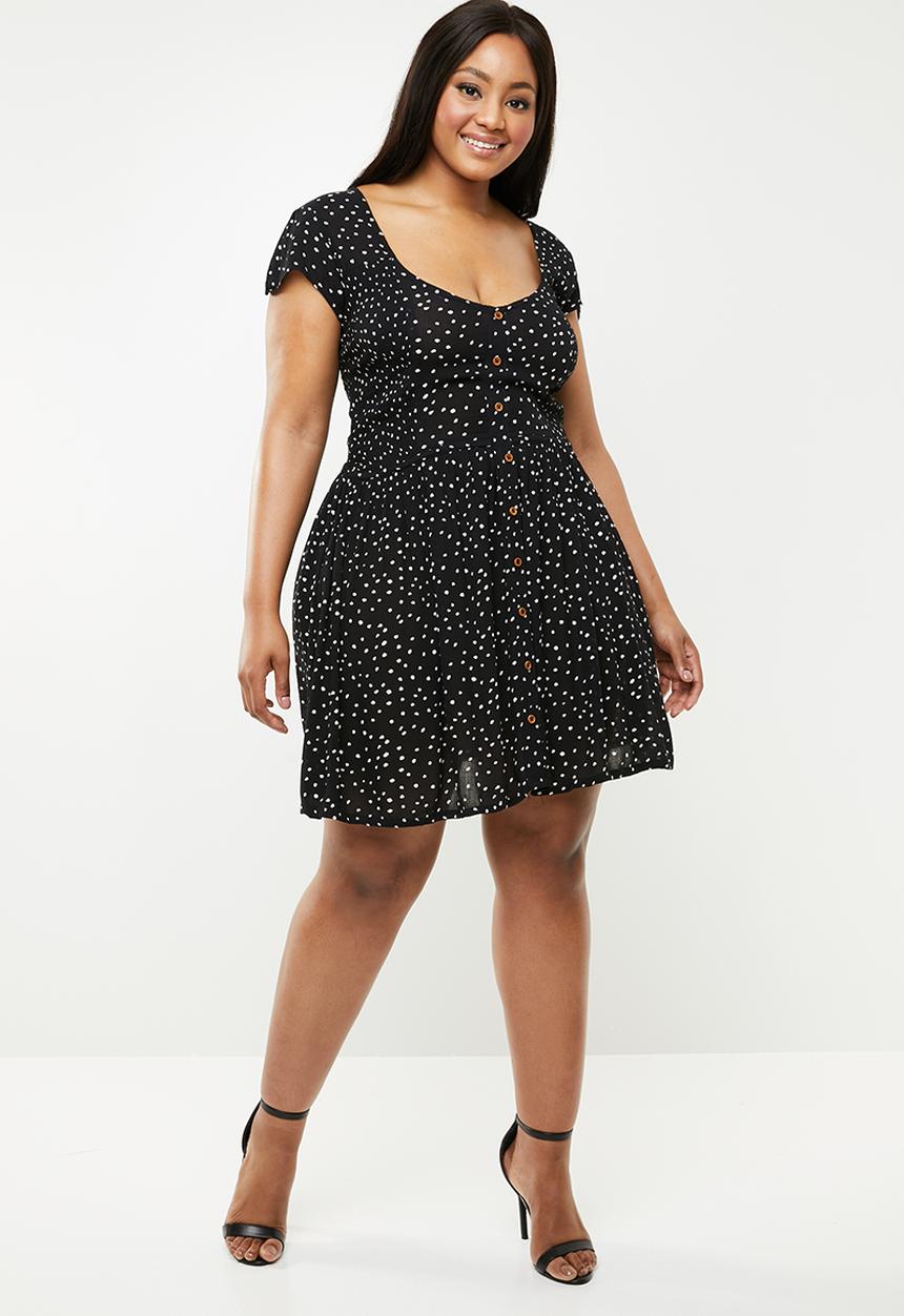 Brave Soul - Curve all over printed smock dress - black & white 