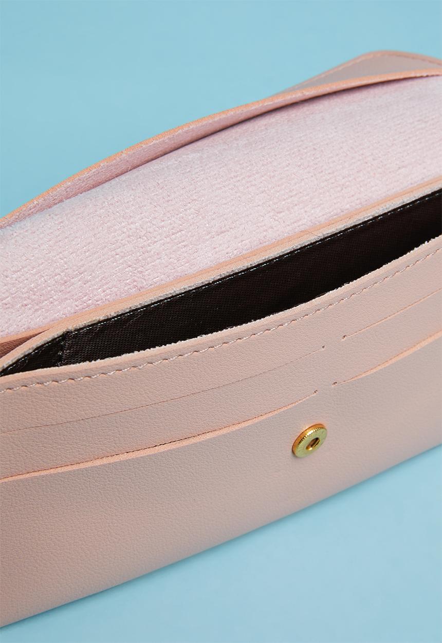 Superbalist - Faux leather metal detail purse - pink