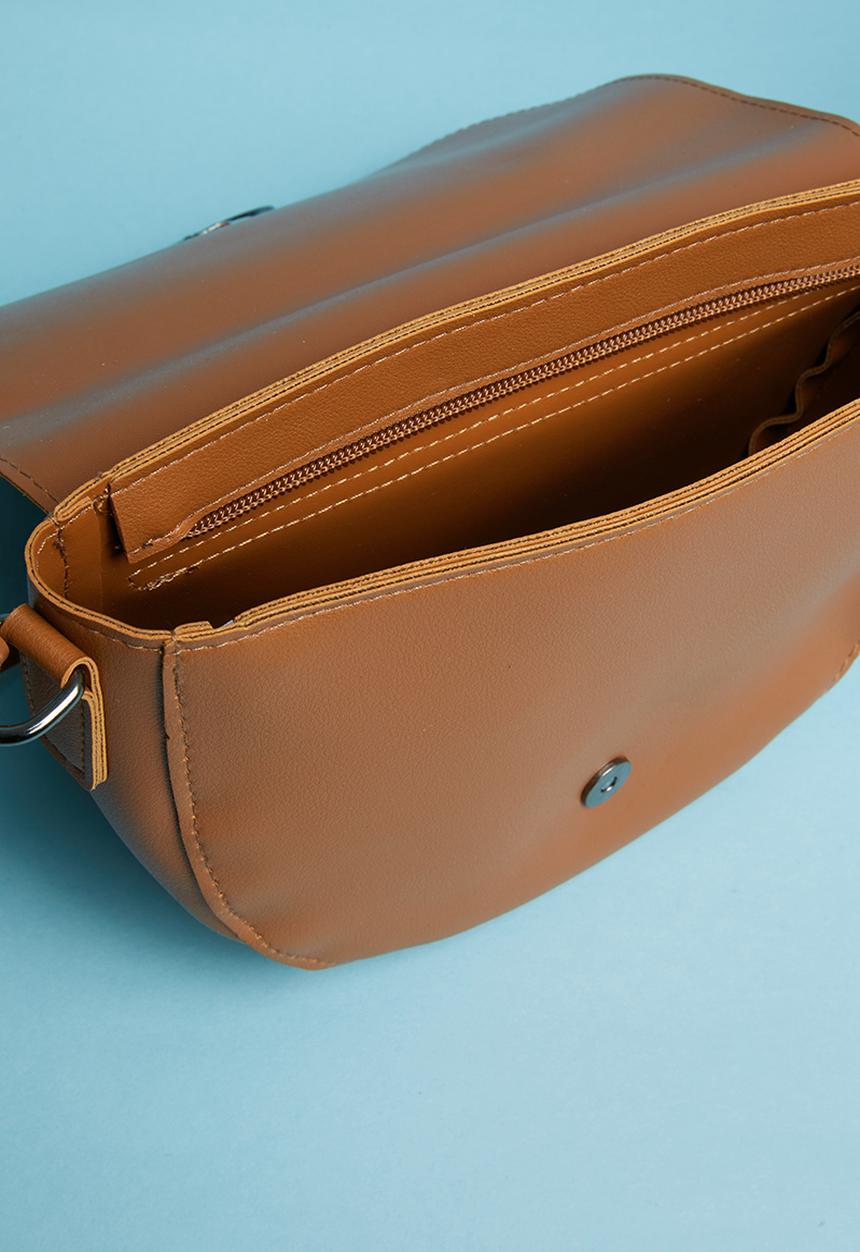 Superbalist - Ring clip detail crossbody bag - brown