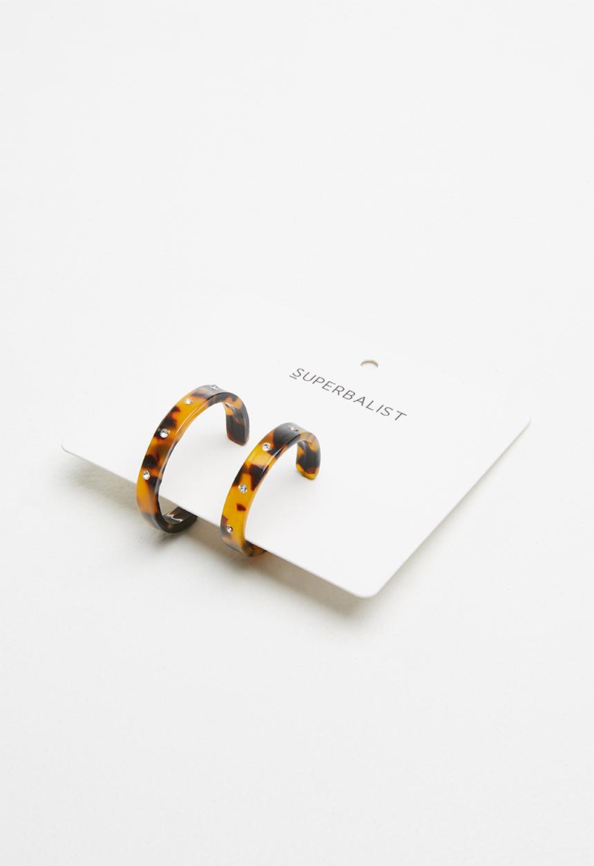 Superbalist - Leopard print resin earrings - brown & black