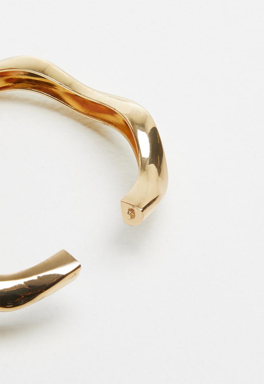 Superbalist - Distorted circle bracelet - gold