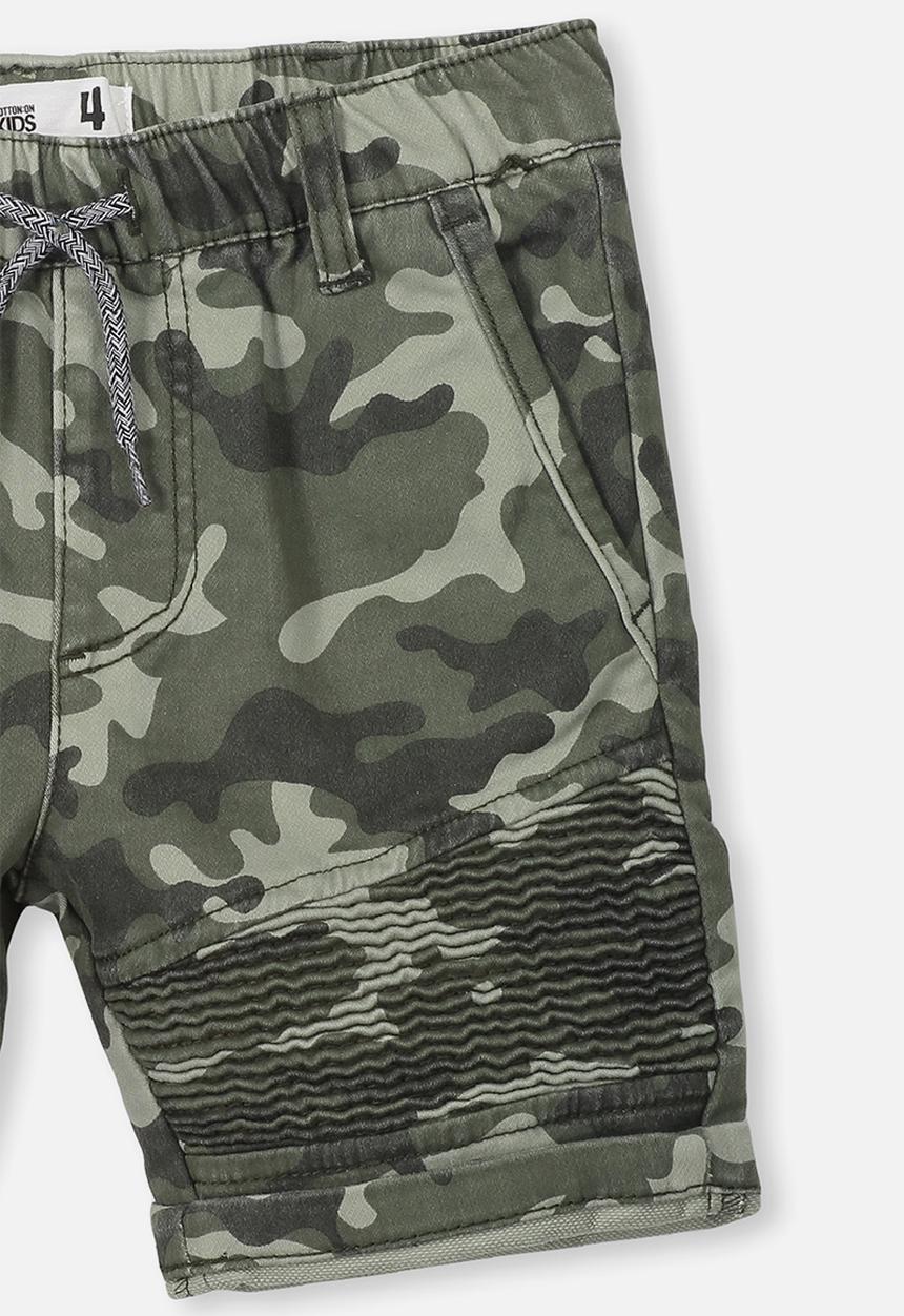Cotton On - Jango walk short - green