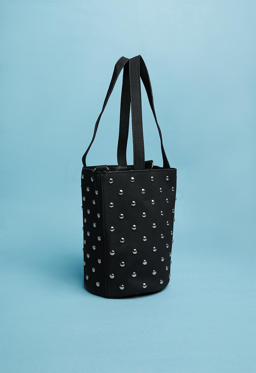Superbalist - Round studded bucket bag - black