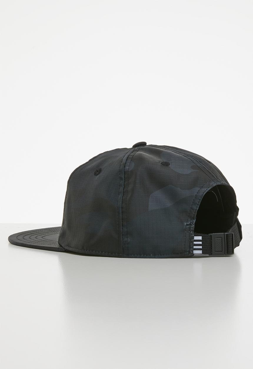 adidas Originals - Street camouflage grandad cap - black
