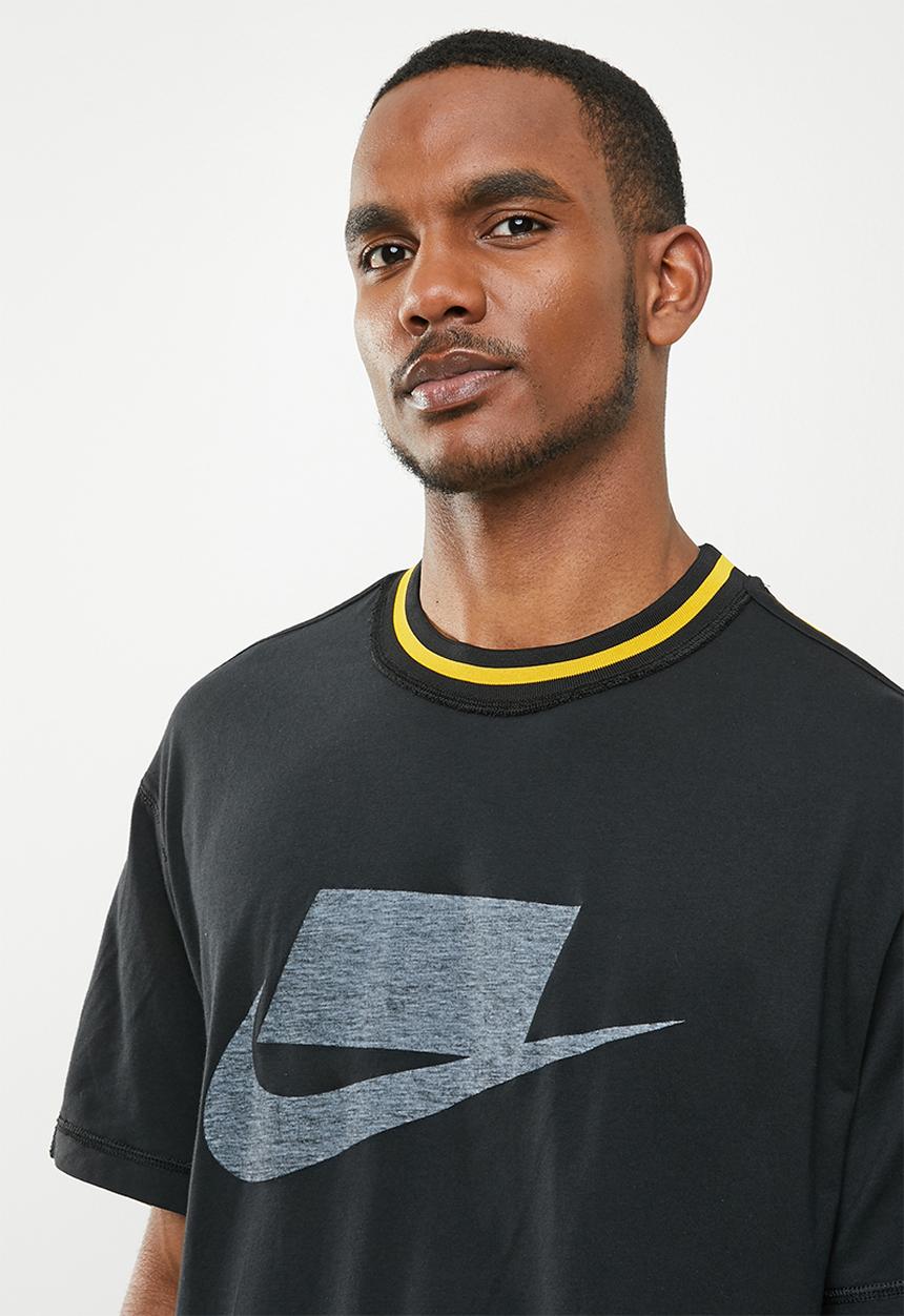 Nike - Nsw nsp  short sleeve top - black & yellow