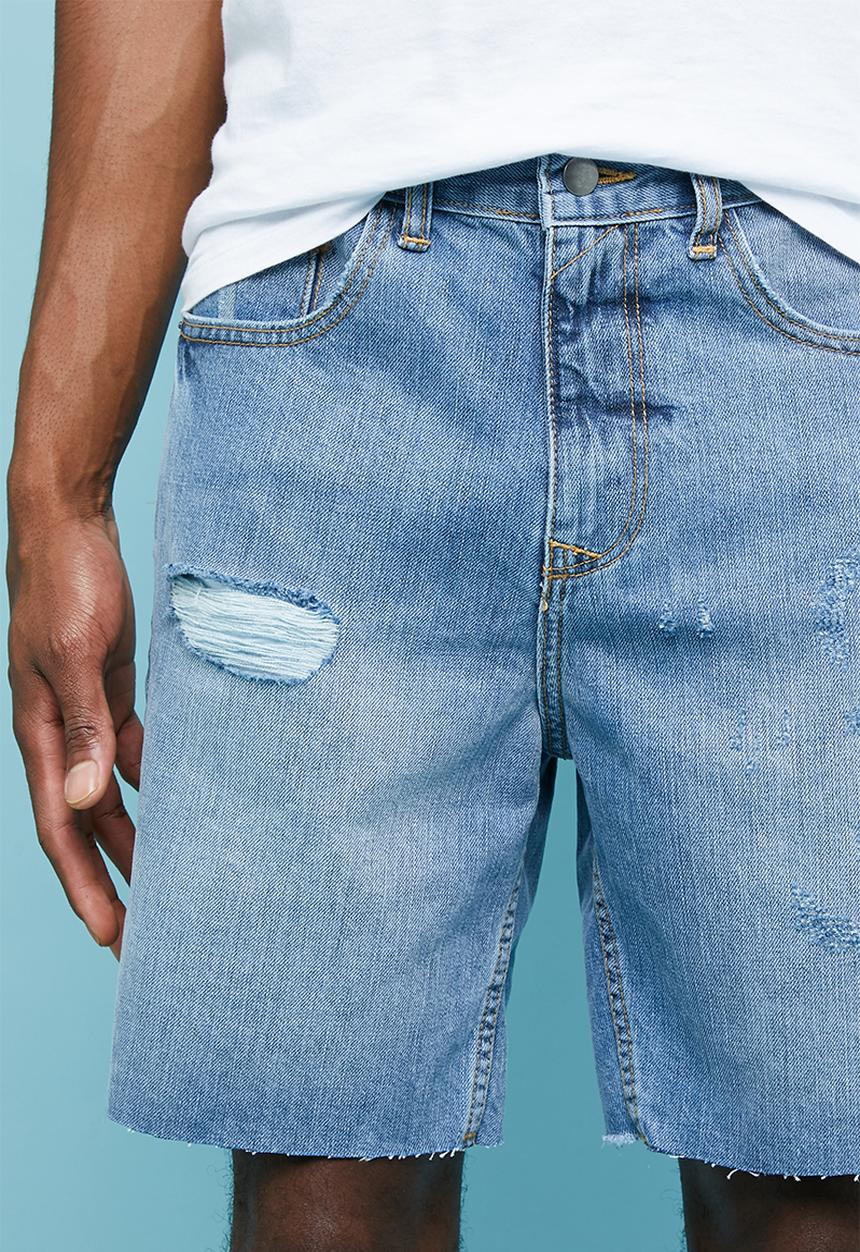 Superbalist - Ripped denim short - blue