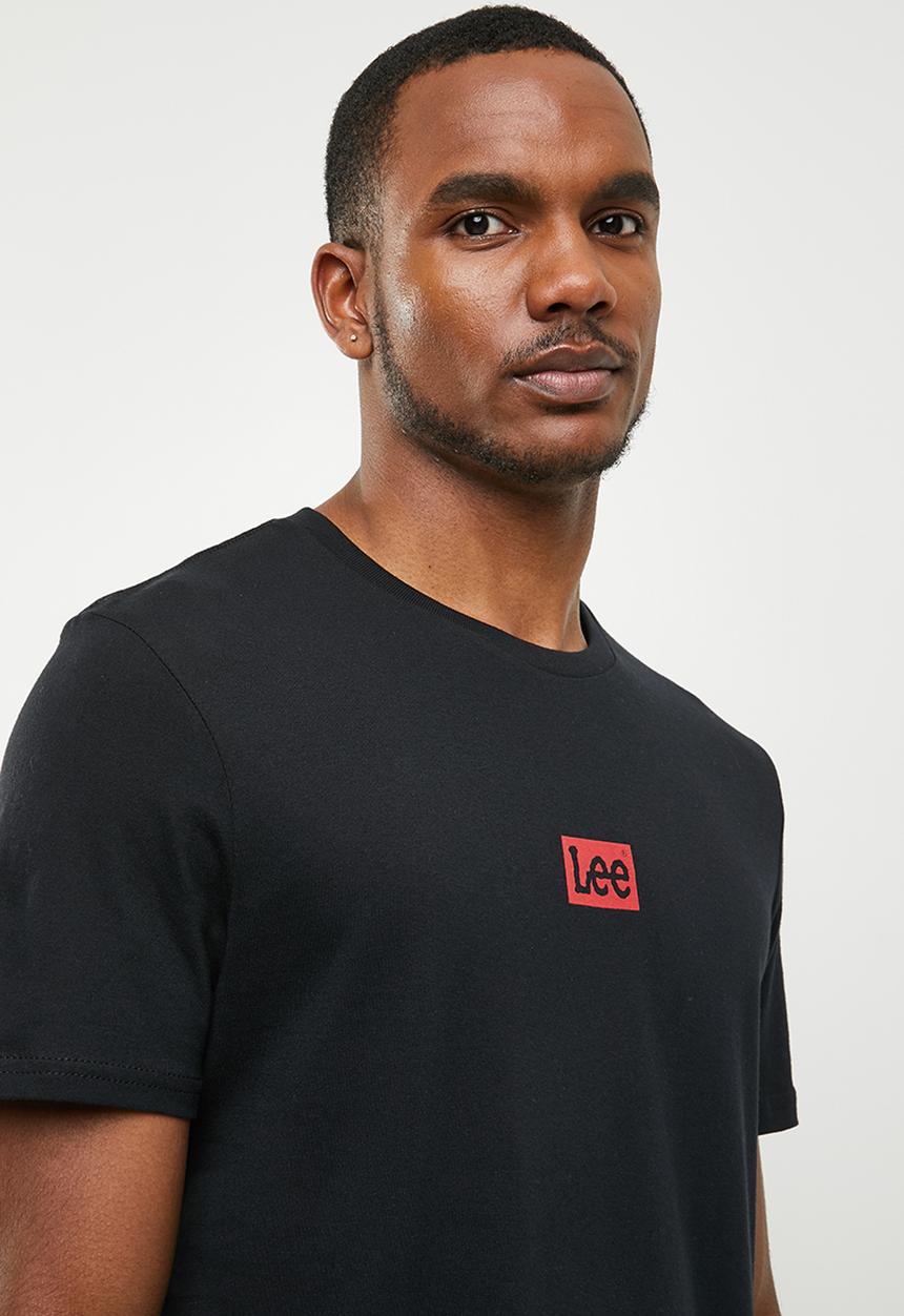Lee  - Centre chest block logo tee - black