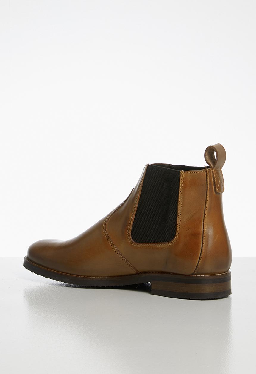 Superbalist - Luke leather chelsea boot - tan