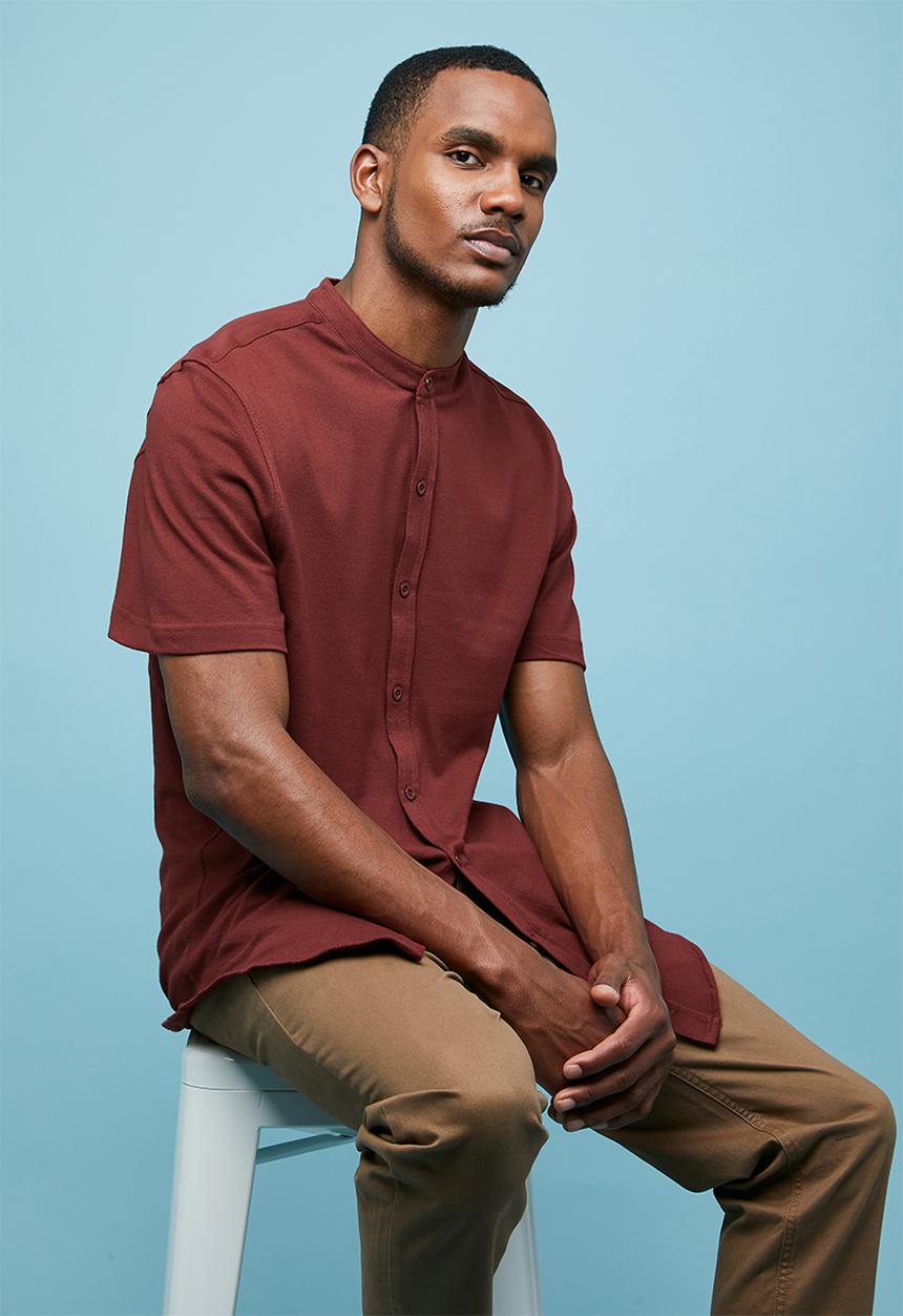 Superbalist - Pique knit mandarin shirt - burgundy