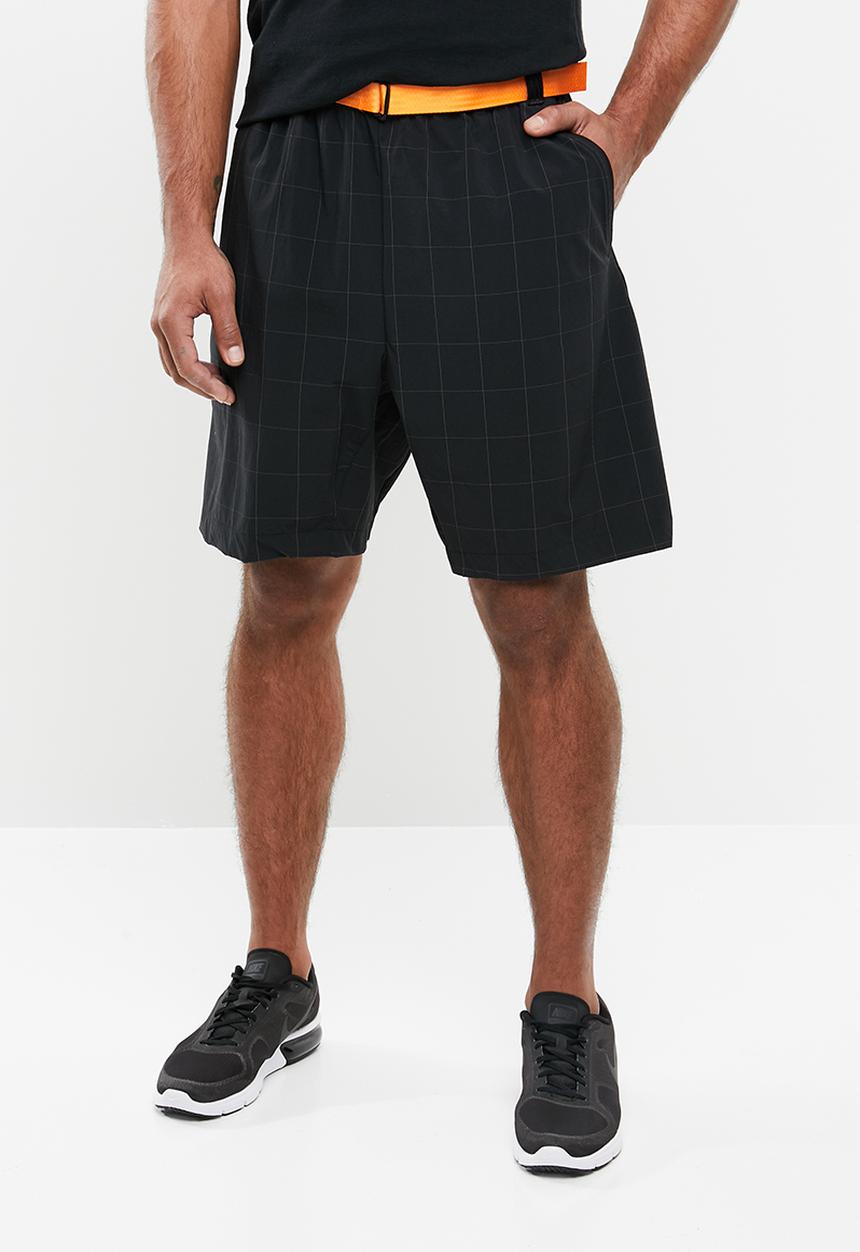 Nike - Nike sportswear tech pack shorts - black