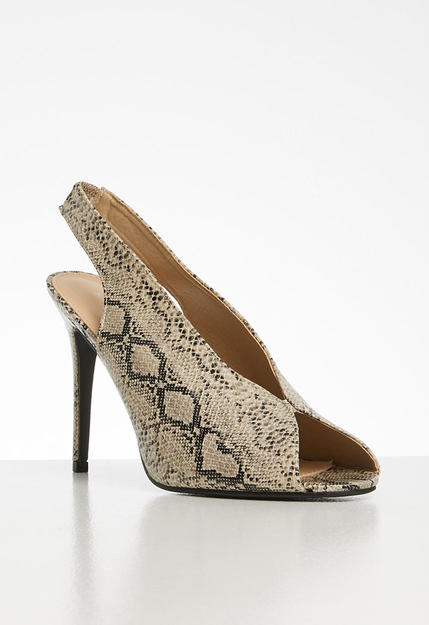 Superbalist - Robyn high vamp heel - beige & black
