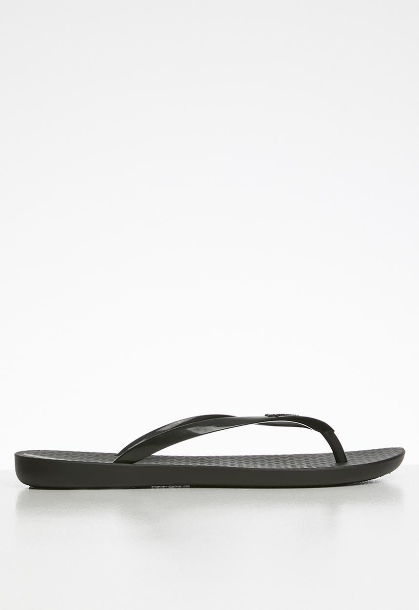 Ipanema - Wave fem - black patent