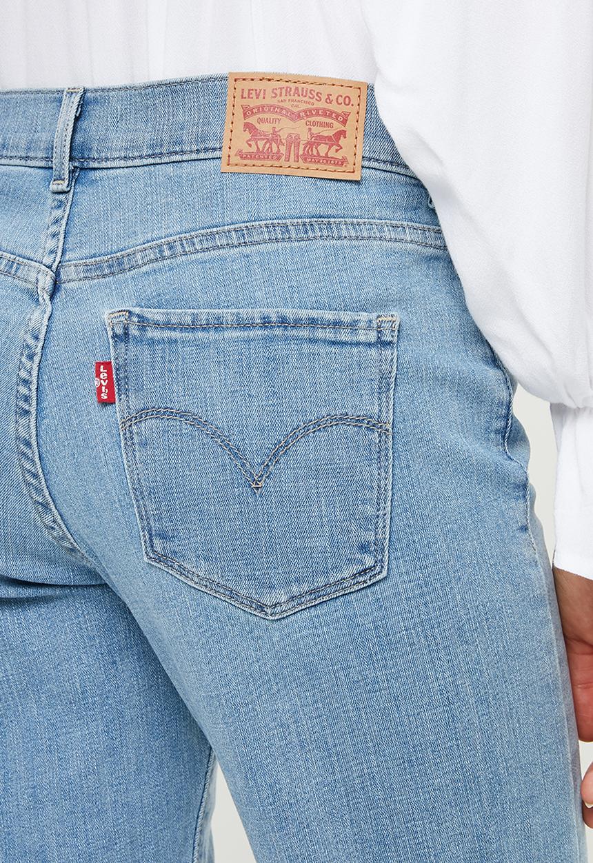 Levi’s® - Bermuda update - blue