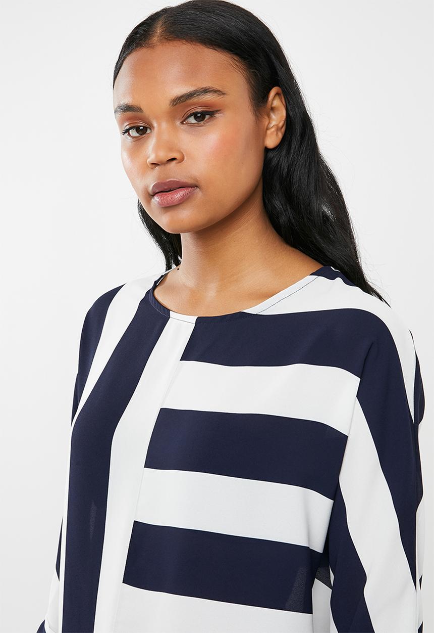 edit - Loose fit blouse - navy & white