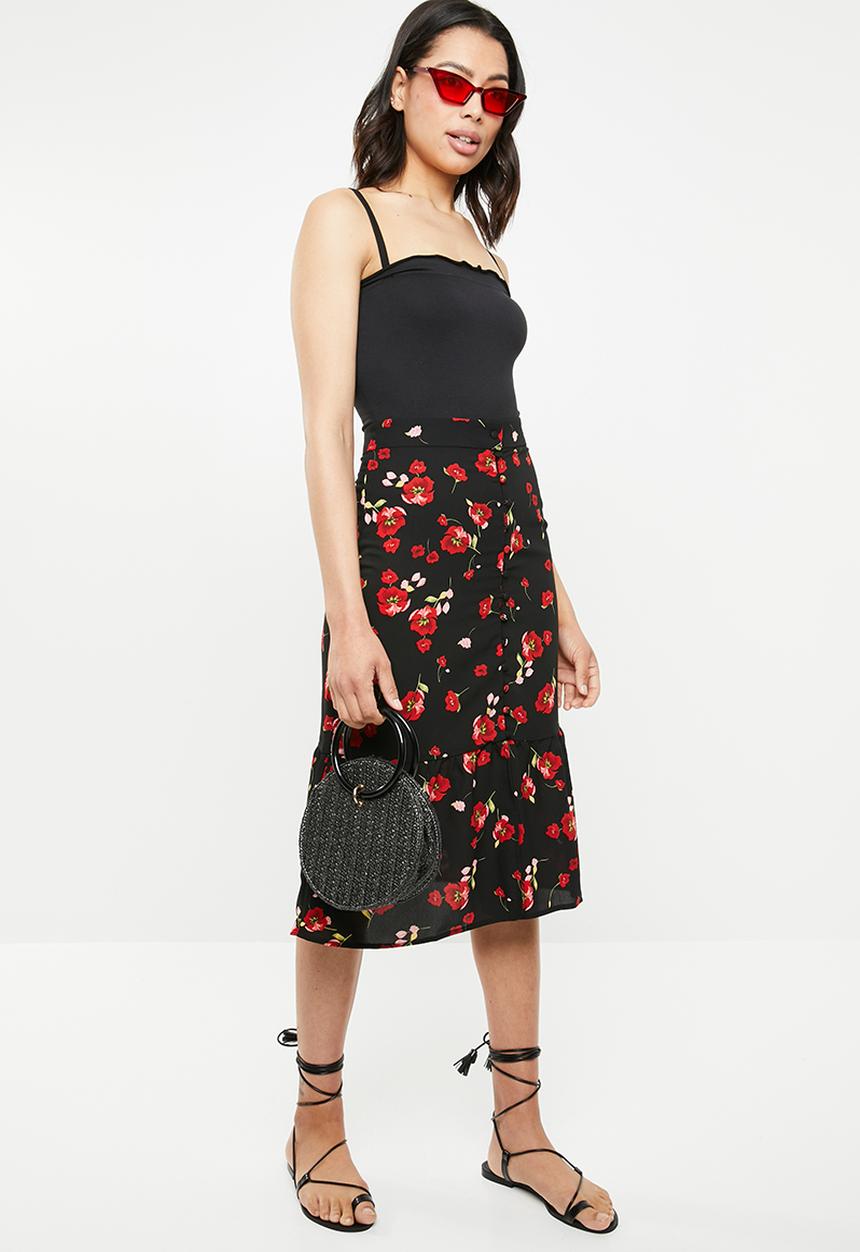 Missguided - Floral button front midi skirt - black & red 