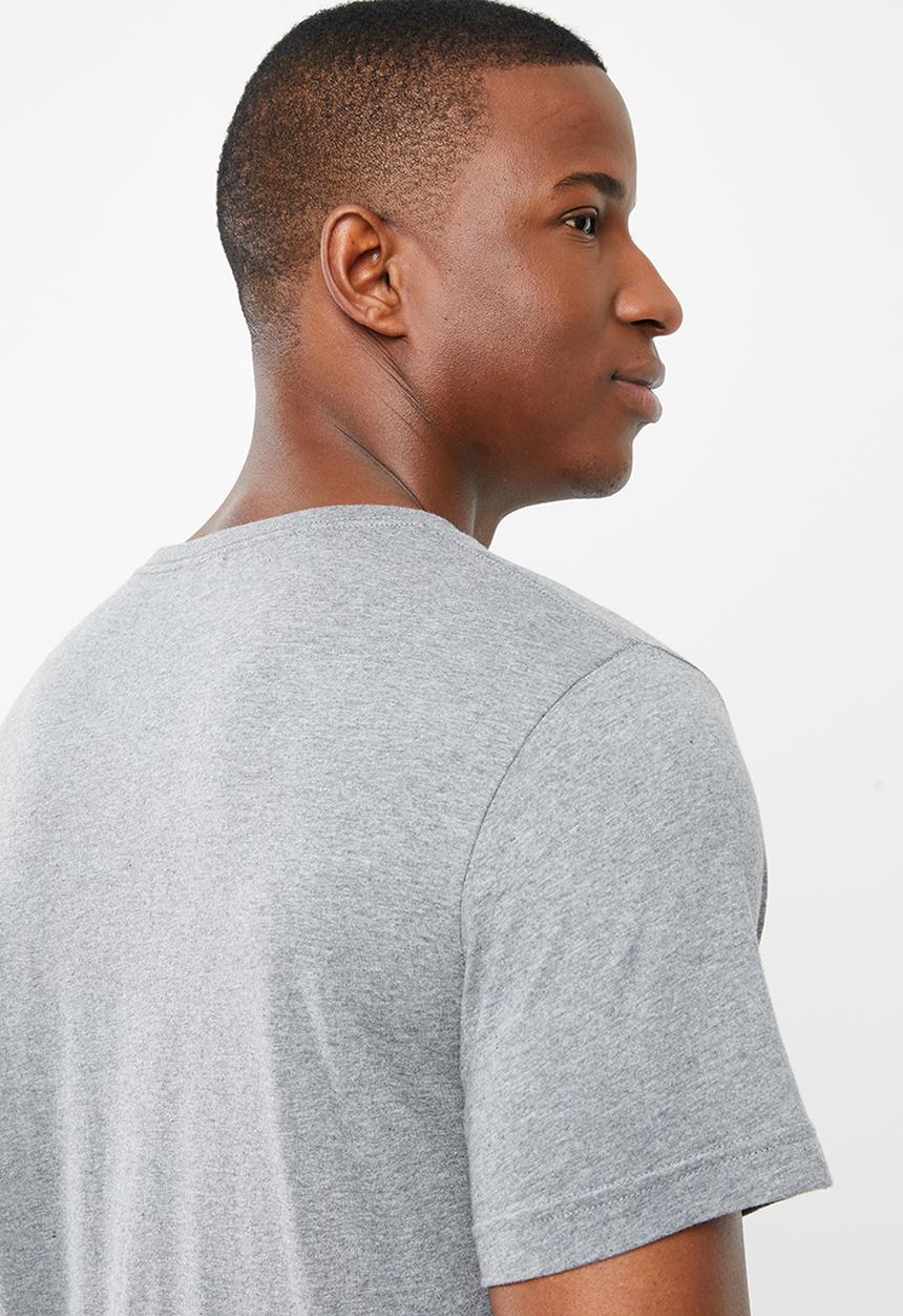 PUMA - Ess small logo shorts sleeve tee - grey